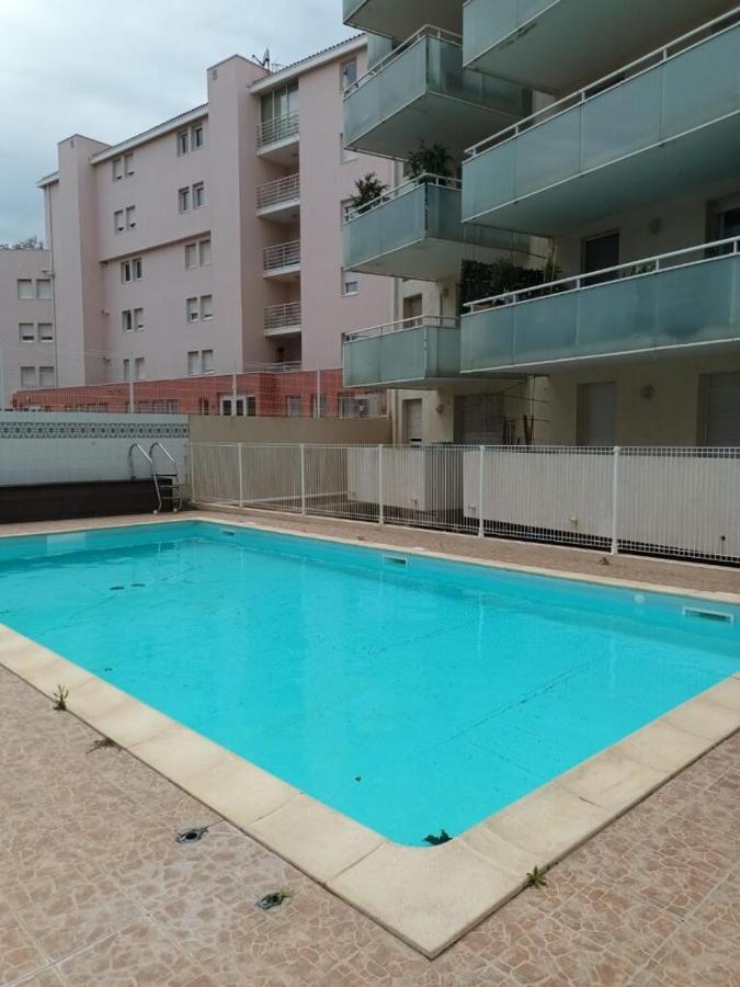 Appartement T2, Climatise, Wifi, Parking Et Piscine Prives Sete Ngoại thất bức ảnh